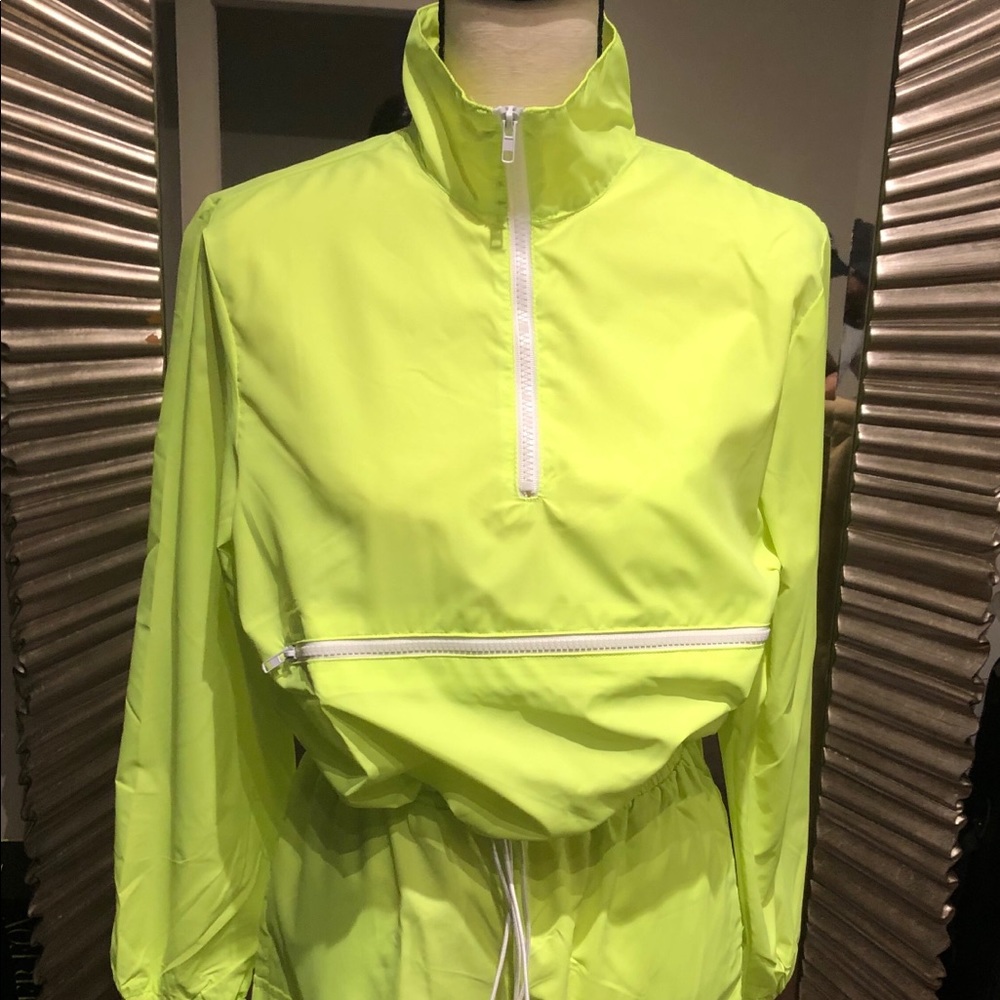 Windbreaker Set - Picture 3 of 5